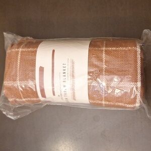 Little Korboose Woven Plaid Blanket Throw New